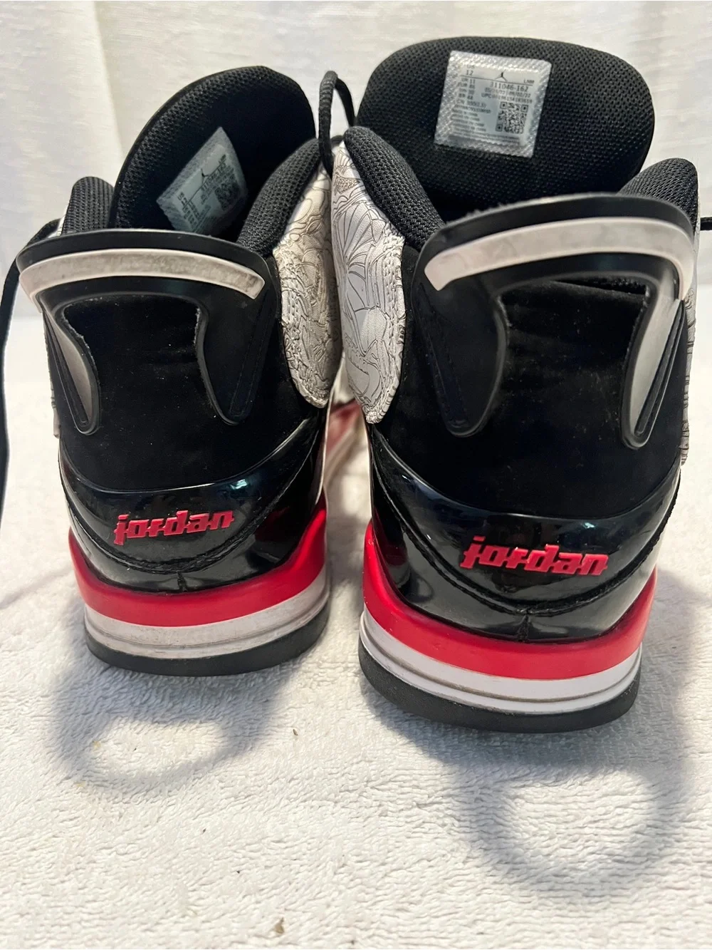 AIR JORDAN DUB ZERO 2022 VARSITY RED SIZE 12